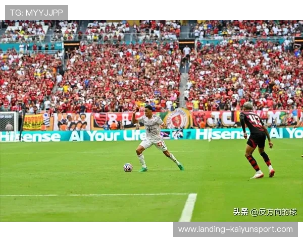 凯恩精准弧线球破门，拜仁控制住比赛节奏